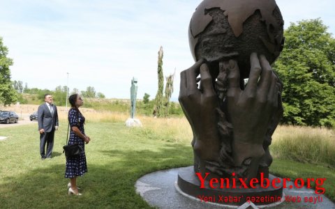 Вице-президент Фонда Гейдара Алиева Лейла Алиева приняла участие в открытии выставки в Женеве