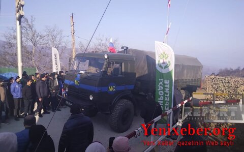 По дороге Ханкенди-Лачын в очередной раз беспрепятственно проехали автомобили снабжения российских миротворцев