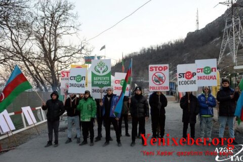 По дороге Ханкенди-Лачын беспрепятственно проехали четыре автомобиля миротворцев