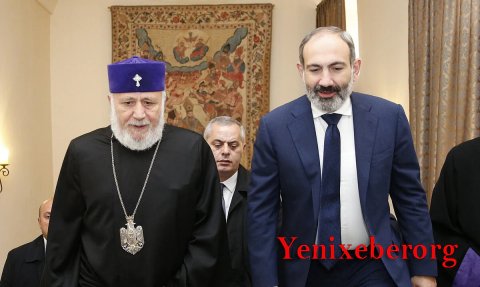 Üçkilsədə "at oynadan" "KQB agenti" - Ermənistanı buxovlayan kilsə bağı -